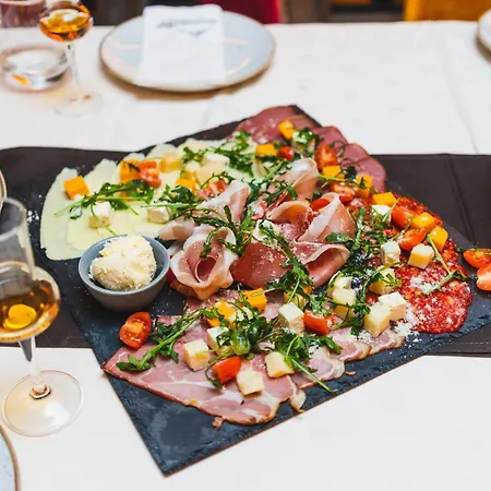 Hotel Mamababa Free & Wellness *