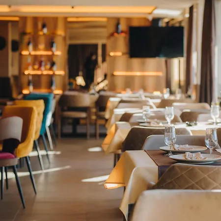 Mamababa Free & Wellness Hotel