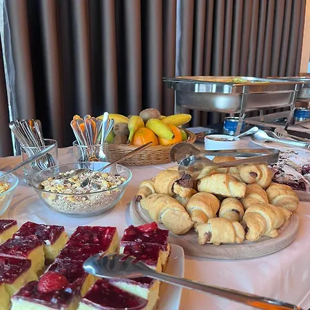 Hotel Mamababa Free & Wellness